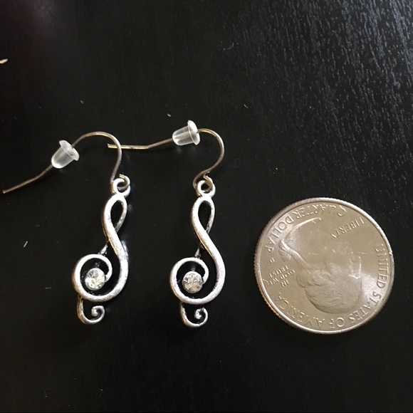 Music Note Earrings - Picture 3 of 6